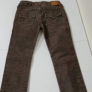 Size 7 True Religion brown corduroy